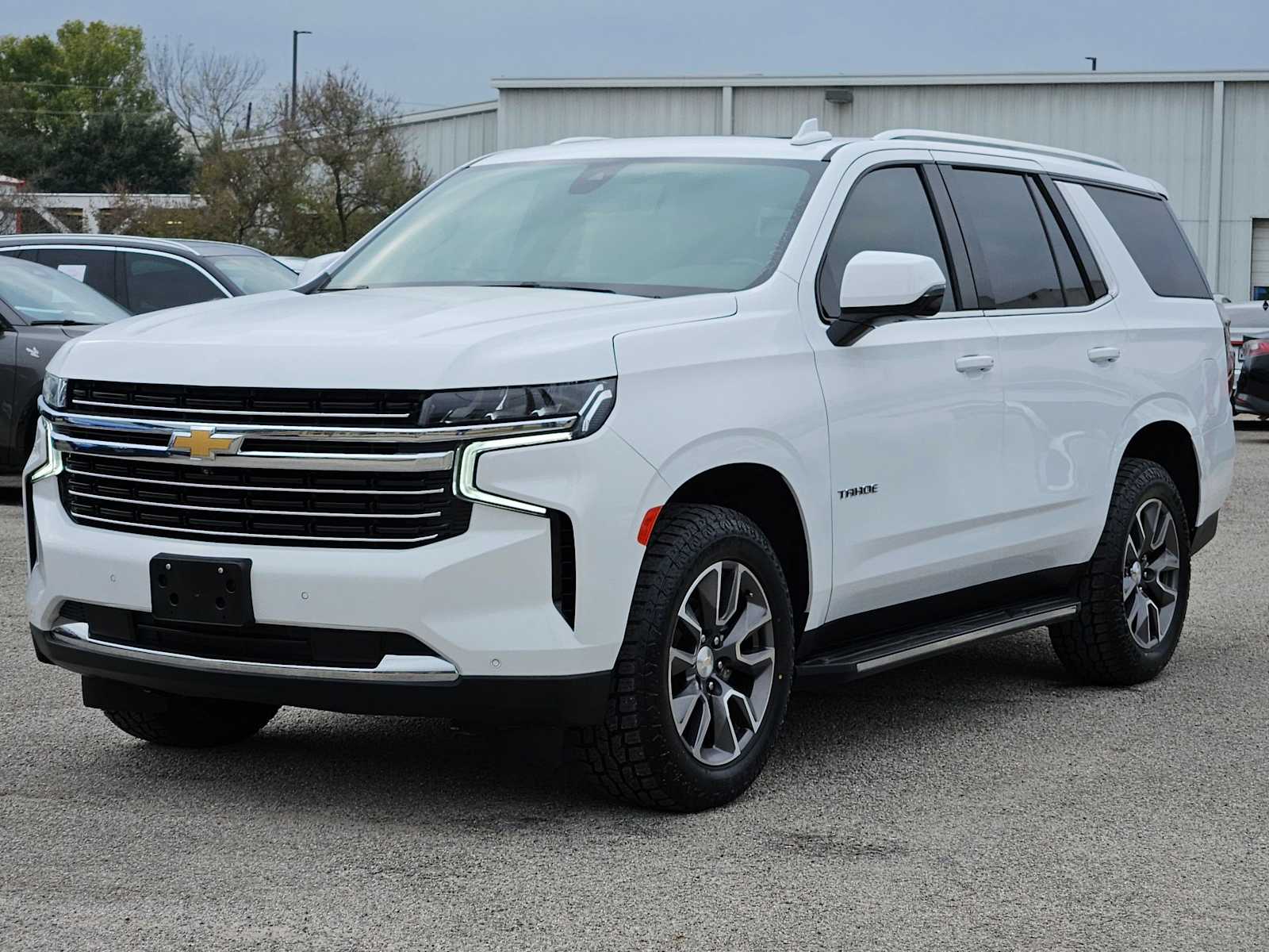 Thumbnail: 2022 Chevrolet Tahoe - 10