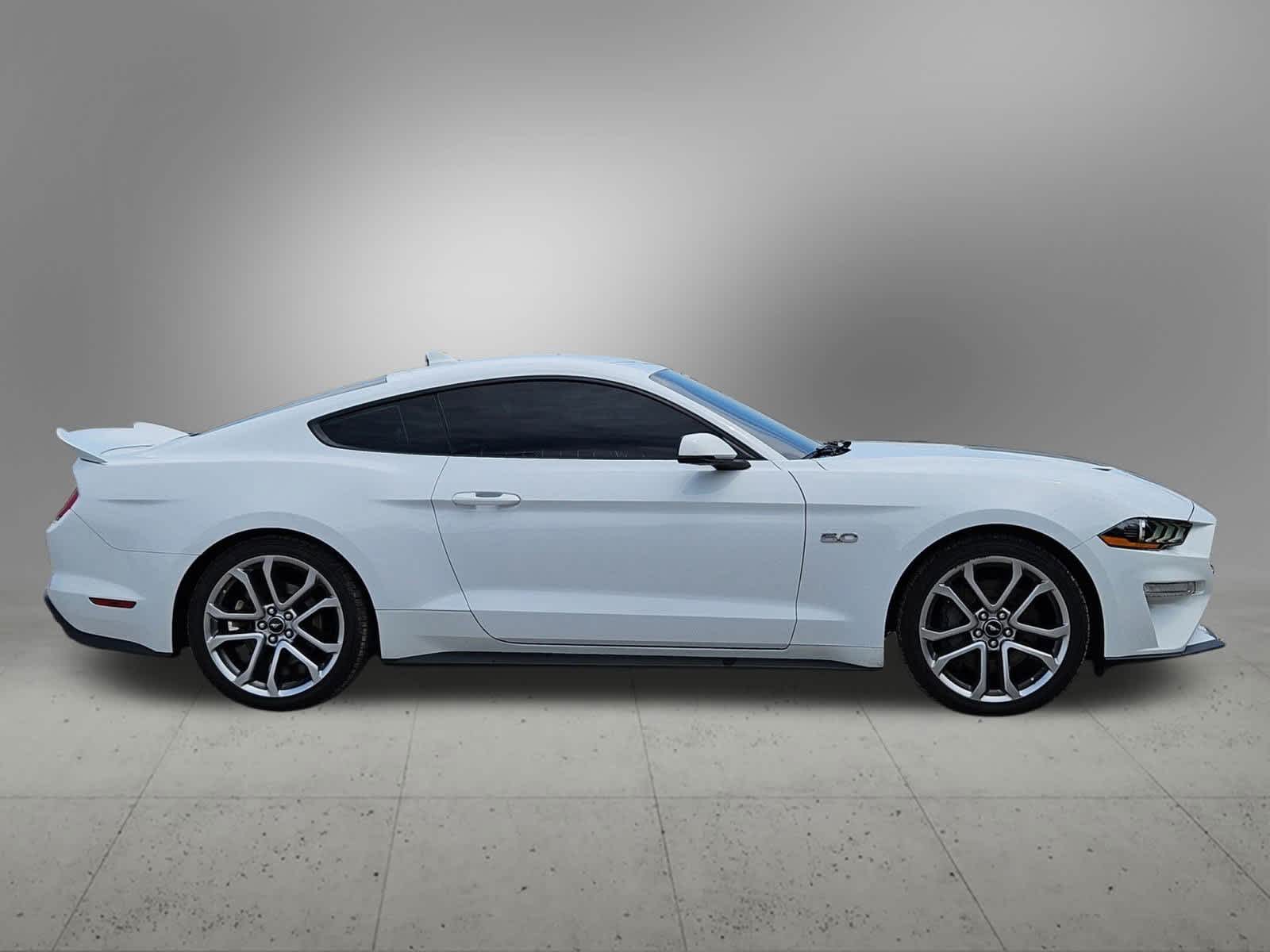 Thumbnail: 2022 Ford Mustang - 7