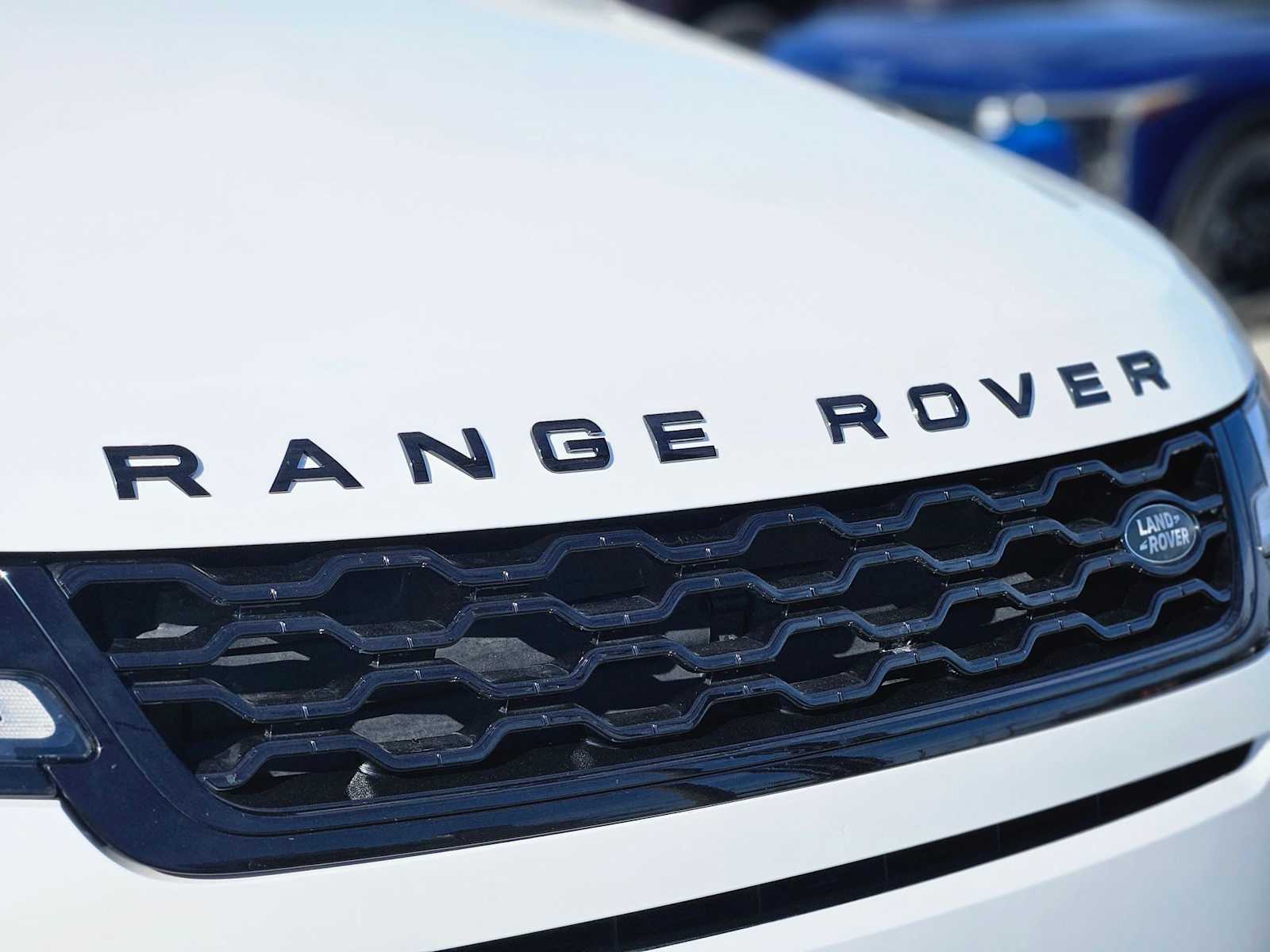 Thumbnail: 2020 Land Rover Range Rover Evoque - 11