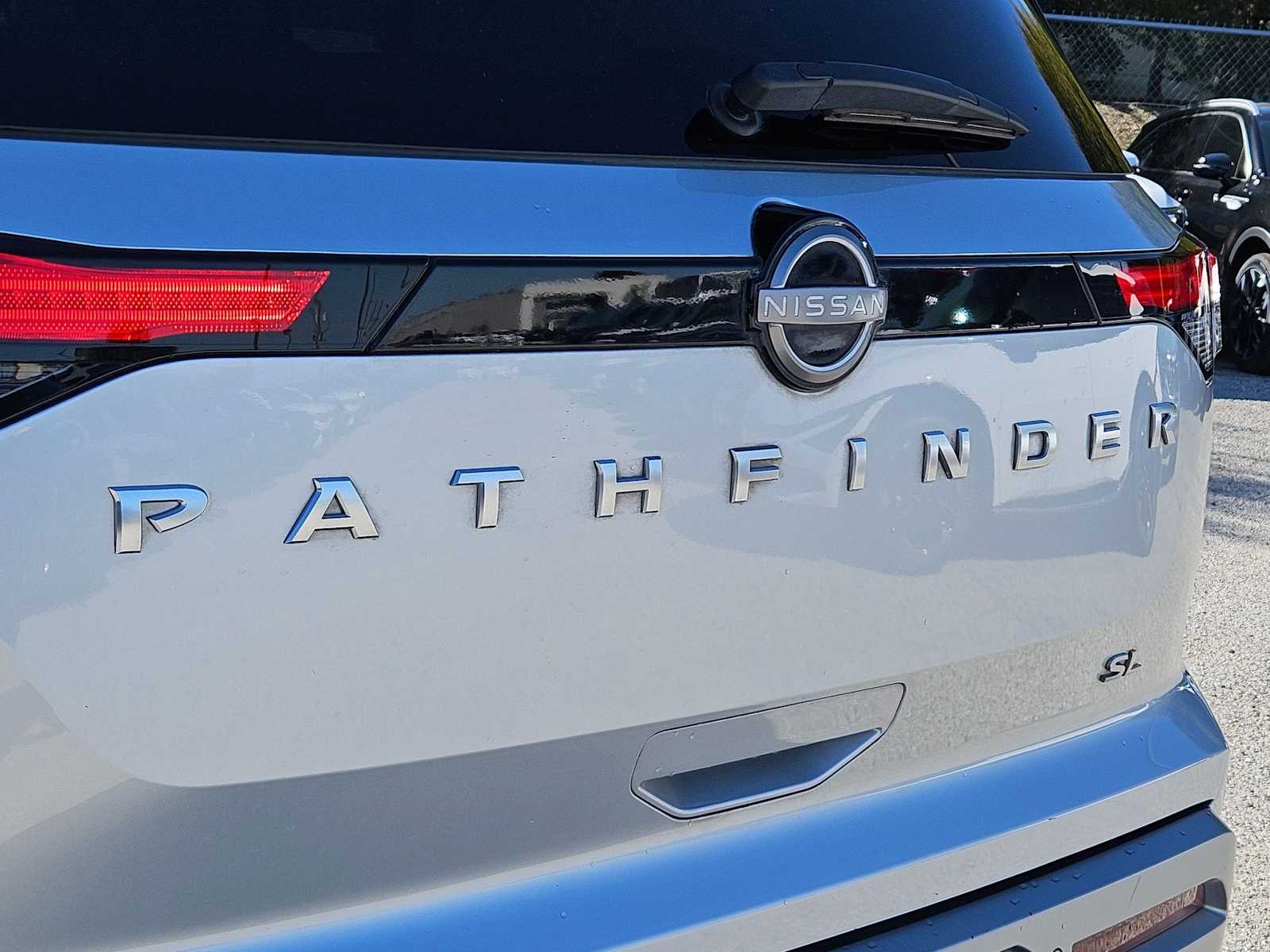 Thumbnail: 2022 Nissan Pathfinder - 10