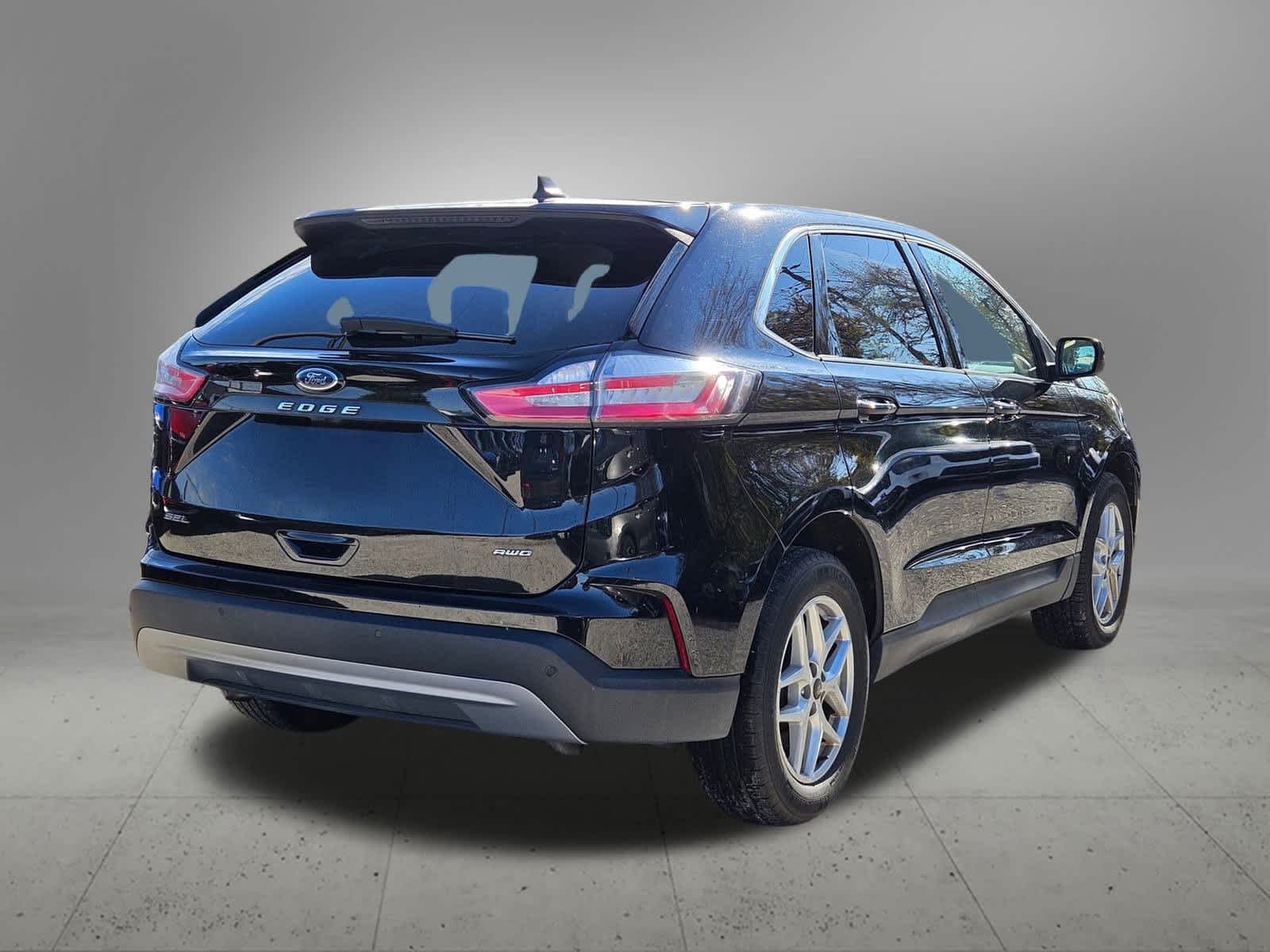 Thumbnail: 2024 Ford Edge - 6