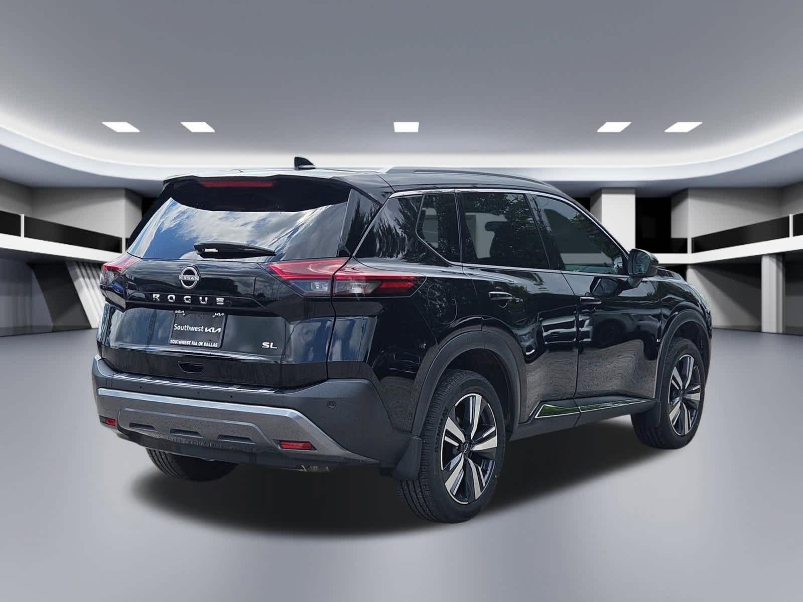 Thumbnail: 2023 Nissan Rogue - 5
