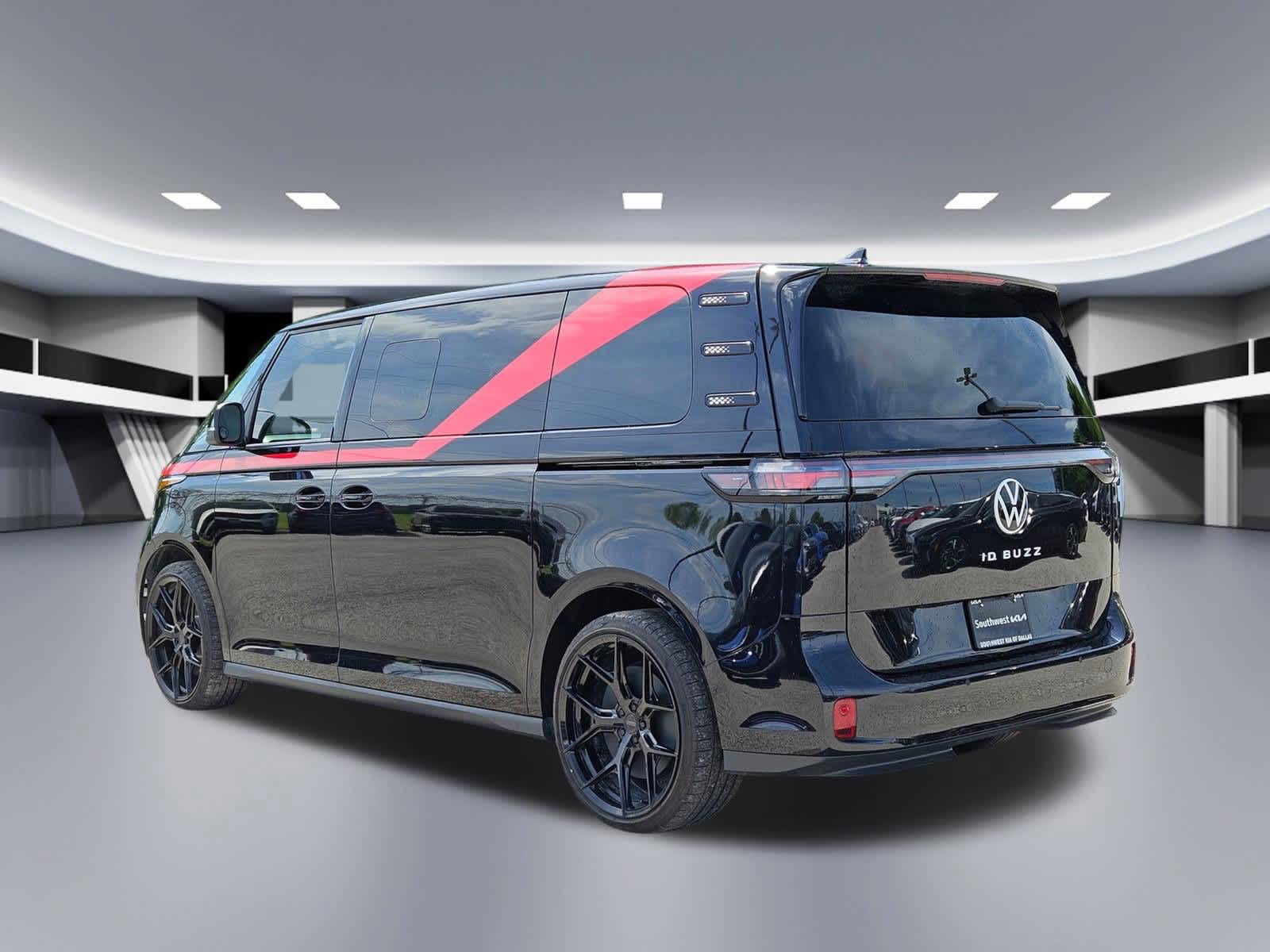 Thumbnail: 2025 Volkswagen ID.Buzz - 4