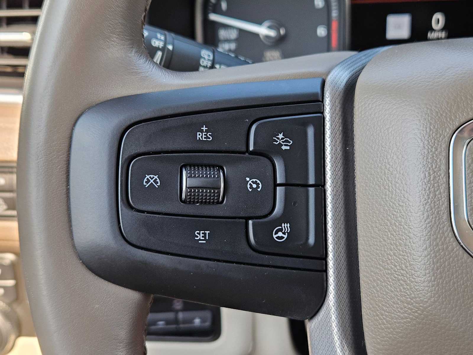 Thumbnail: 2021 GMC Yukon - 28