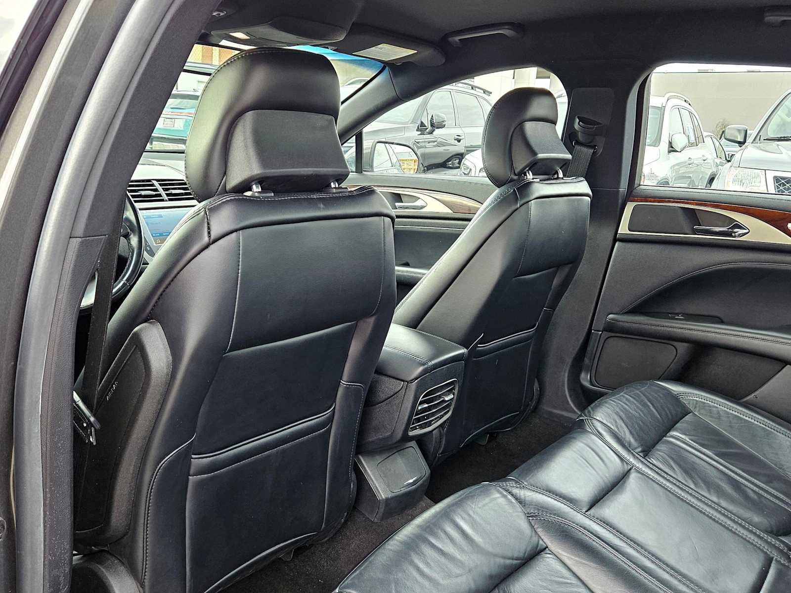 Thumbnail: 2019 Lincoln MKZ - 18