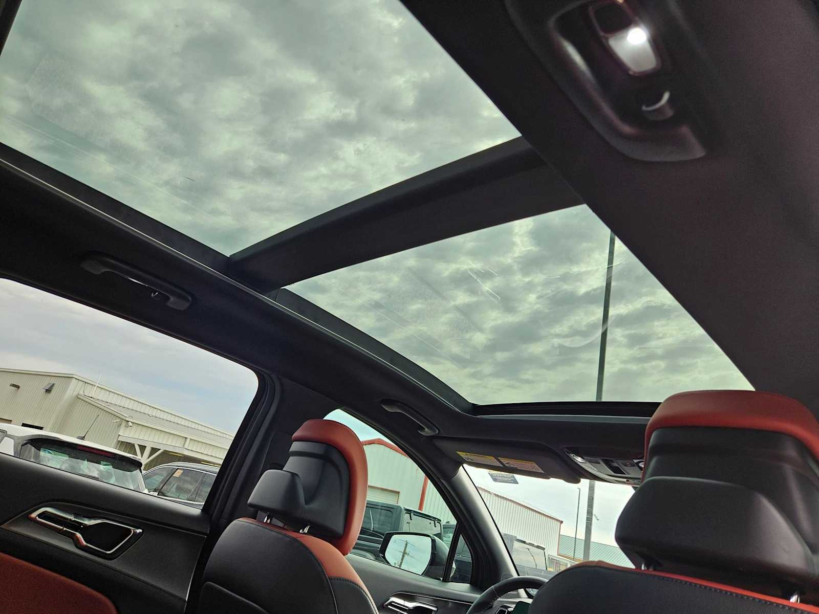 Thumbnail: 2025 Kia Sportage - 17