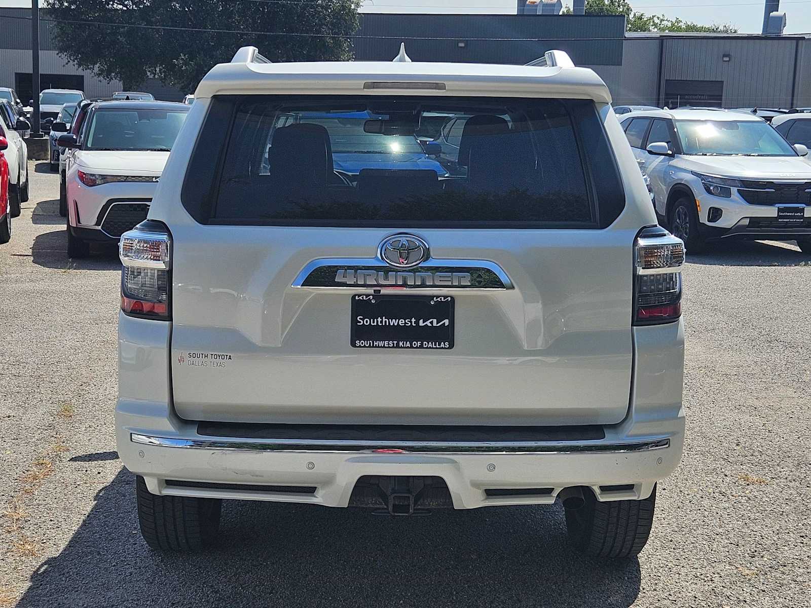 Thumbnail: 2020 Toyota 4Runner - 4