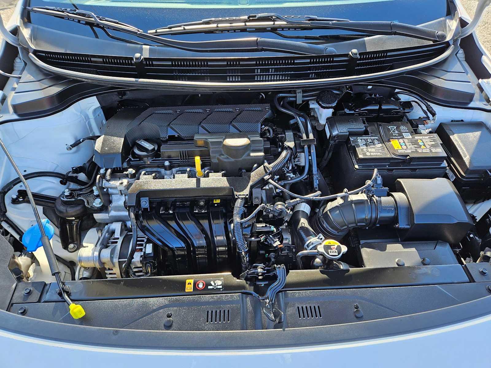 Thumbnail: 2023 Kia Rio - 15