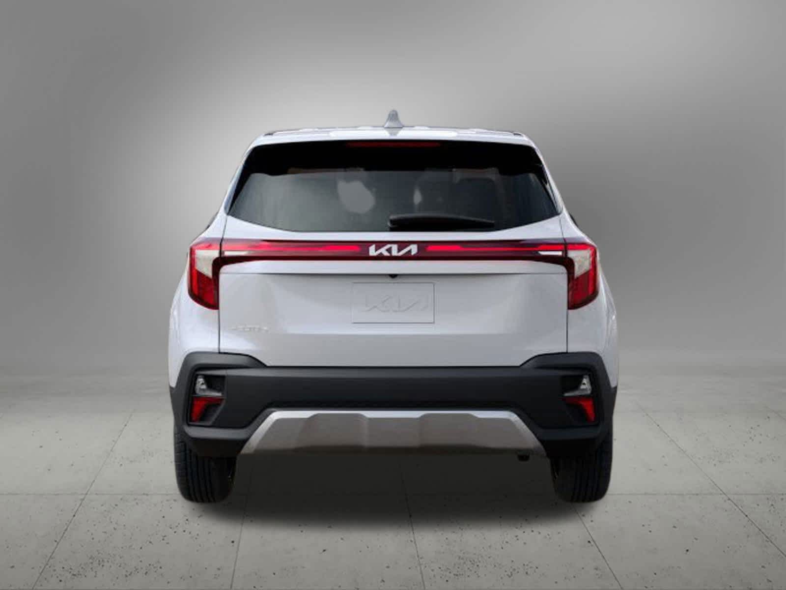 2026 Kia Seltos LX photo 4