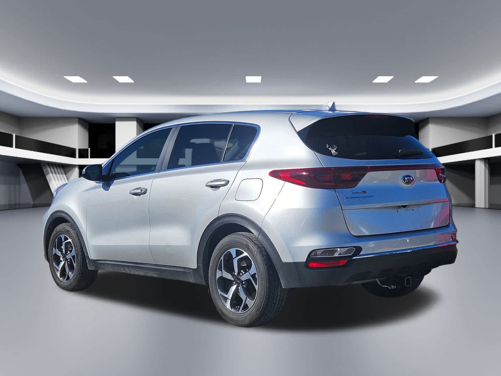 Thumbnail: 2021 Kia Sportage - 3