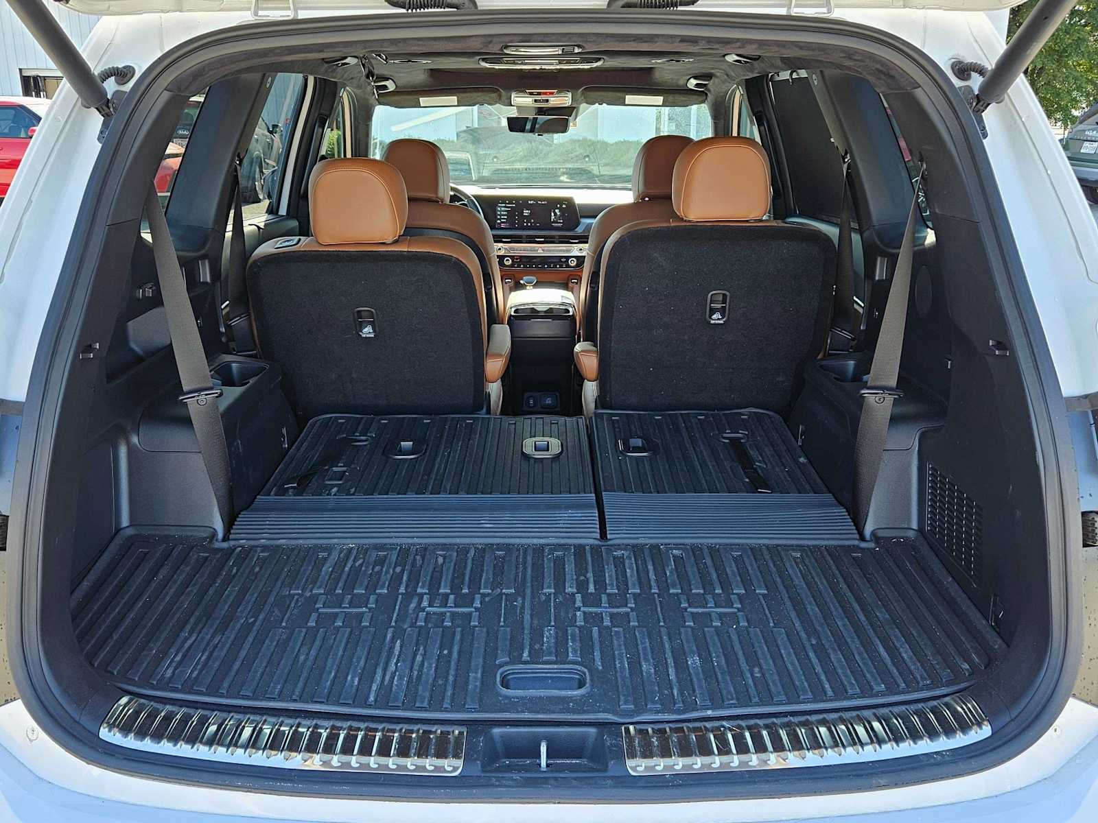 Thumbnail: 2024 Kia Telluride - 13