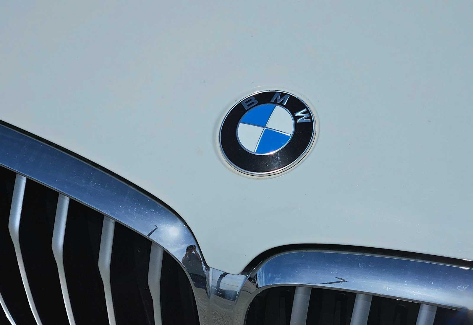 Thumbnail: 2022 BMW X5 - 12