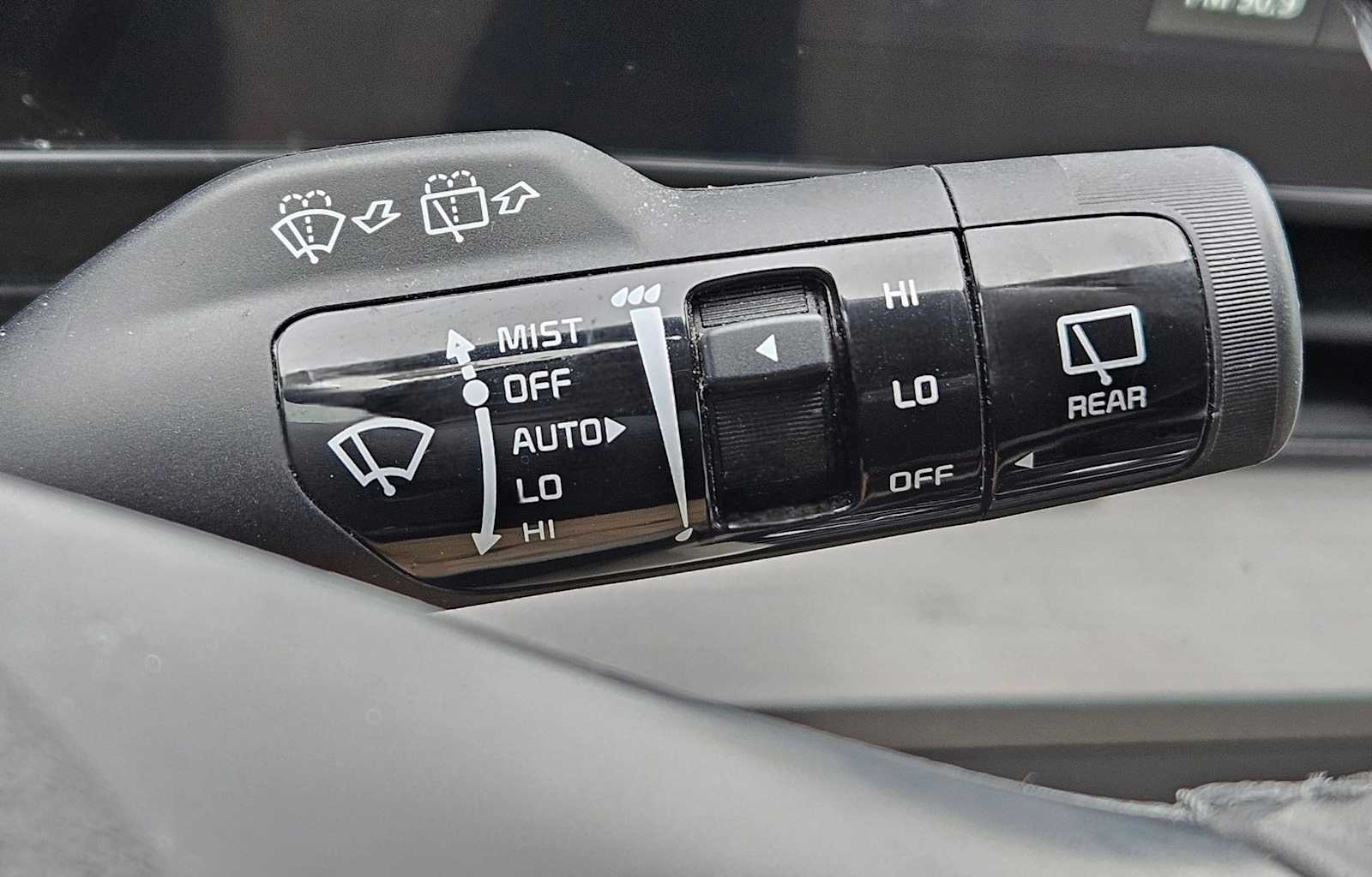 Thumbnail: 2023 Kia Sportage - 16