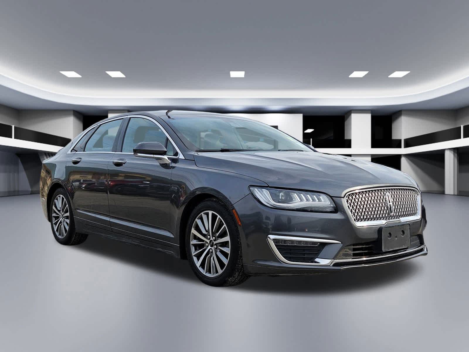 Thumbnail: 2019 Lincoln MKZ - 7