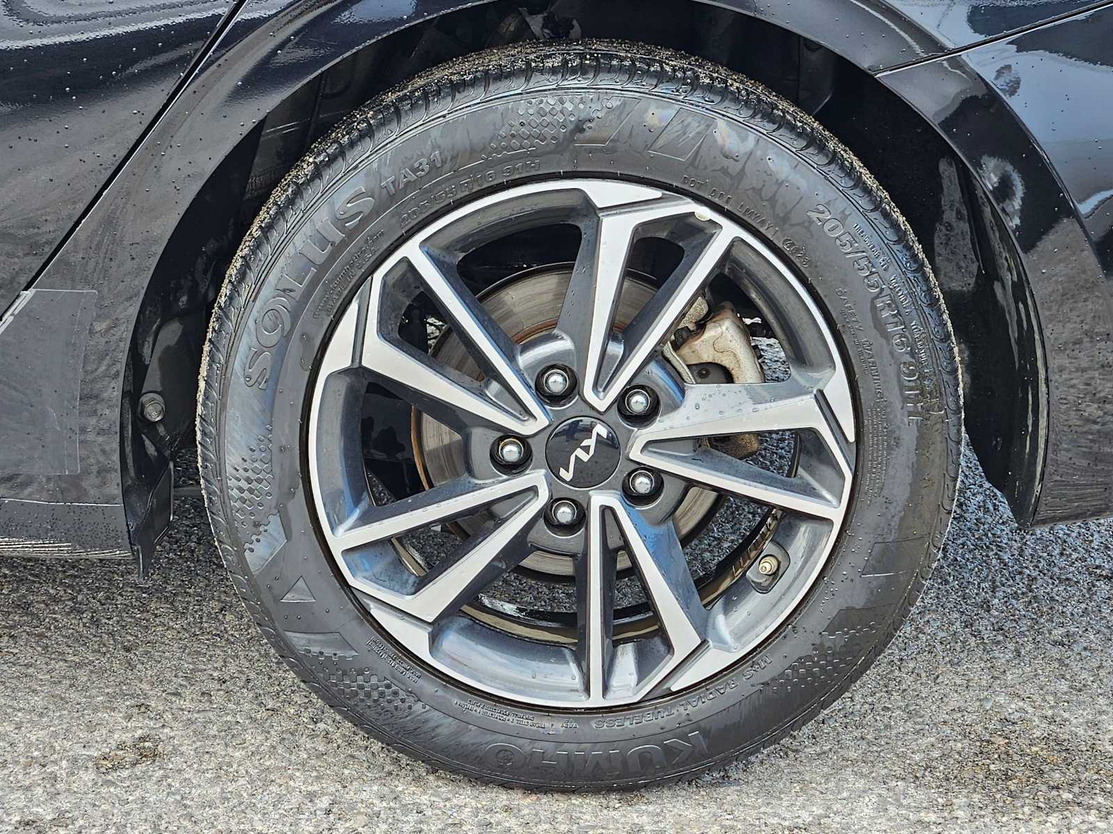 Thumbnail: 2024 Kia Forte - 14