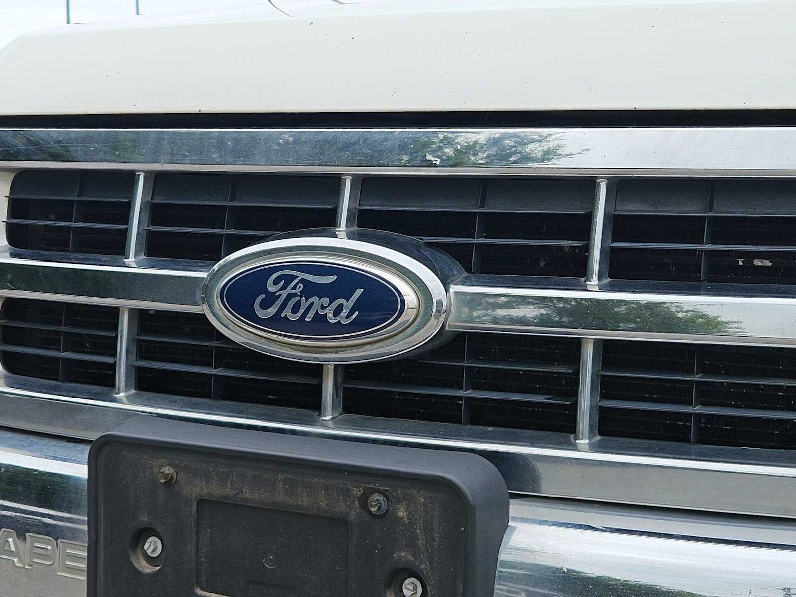 Thumbnail: 2011 Ford Escape - 11