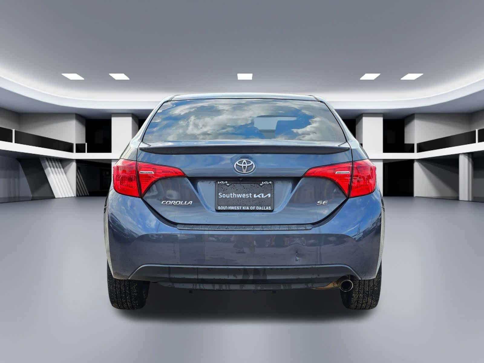 Thumbnail: 2018 Toyota Corolla - 4