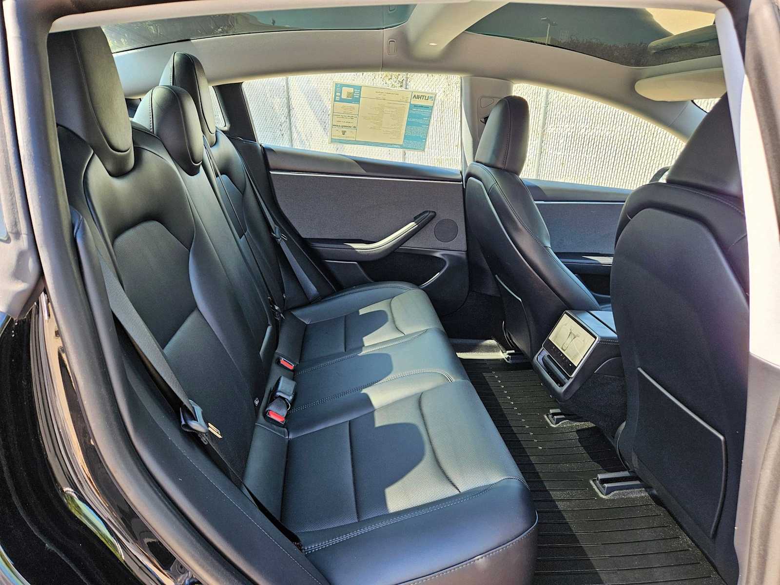 Thumbnail: 2025 Tesla Model 3 - 21