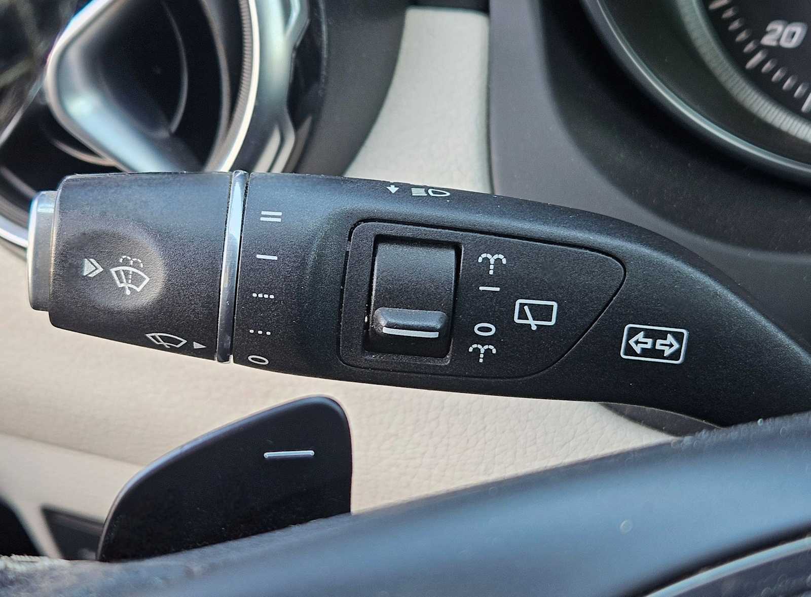 Thumbnail: 2018 Mercedes-Benz GLA - 17