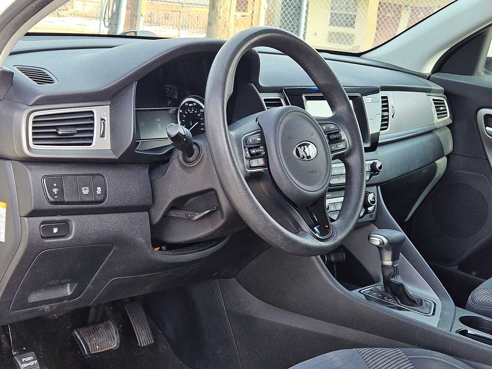 Thumbnail: 2018 Kia Niro - 2