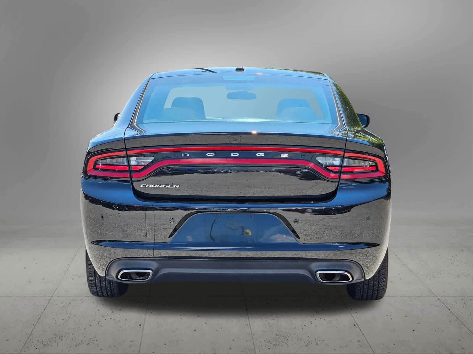 2022 Dodge Charger SXT photo 4
