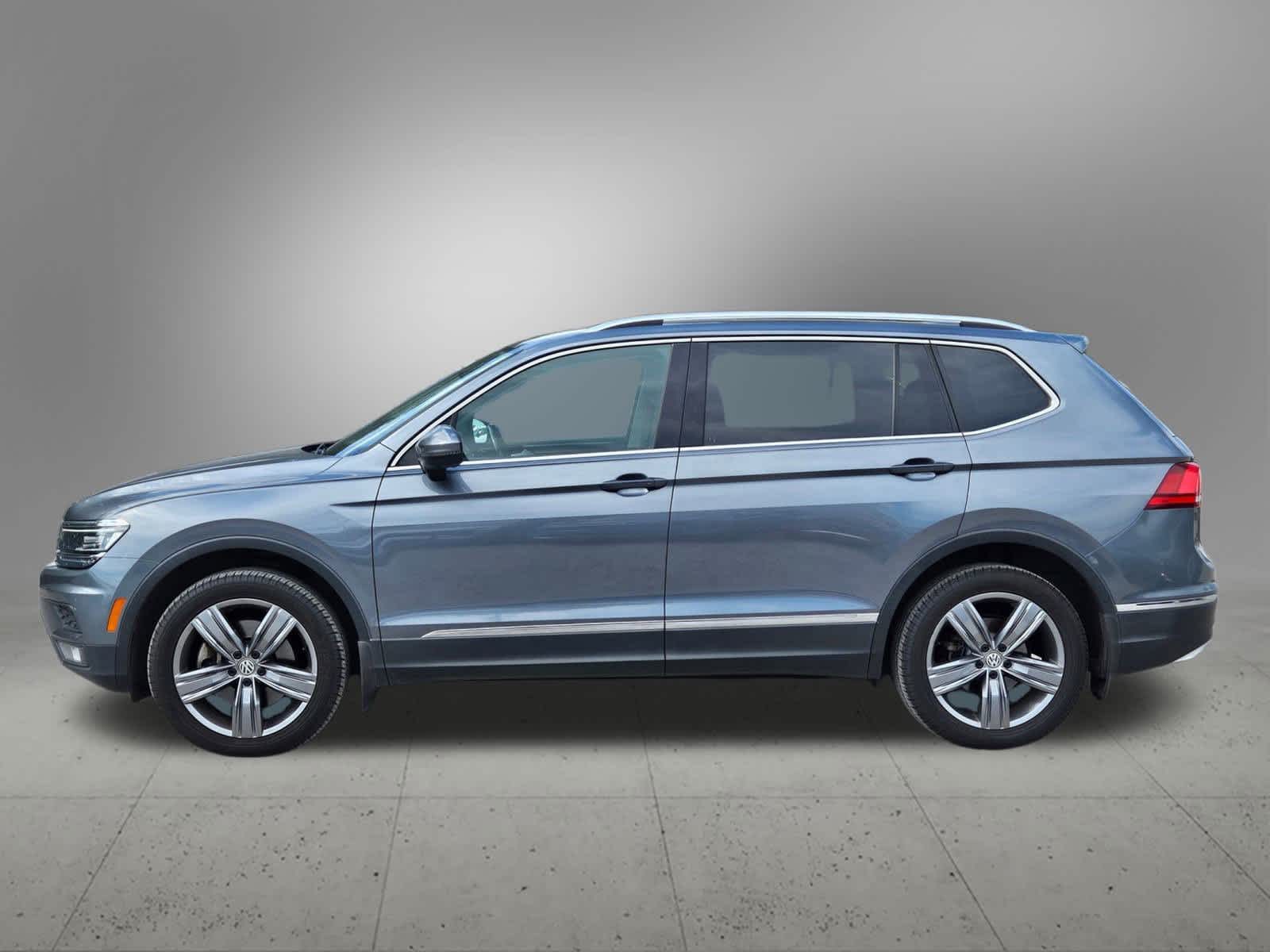 Thumbnail: 2018 Volkswagen Tiguan - 2