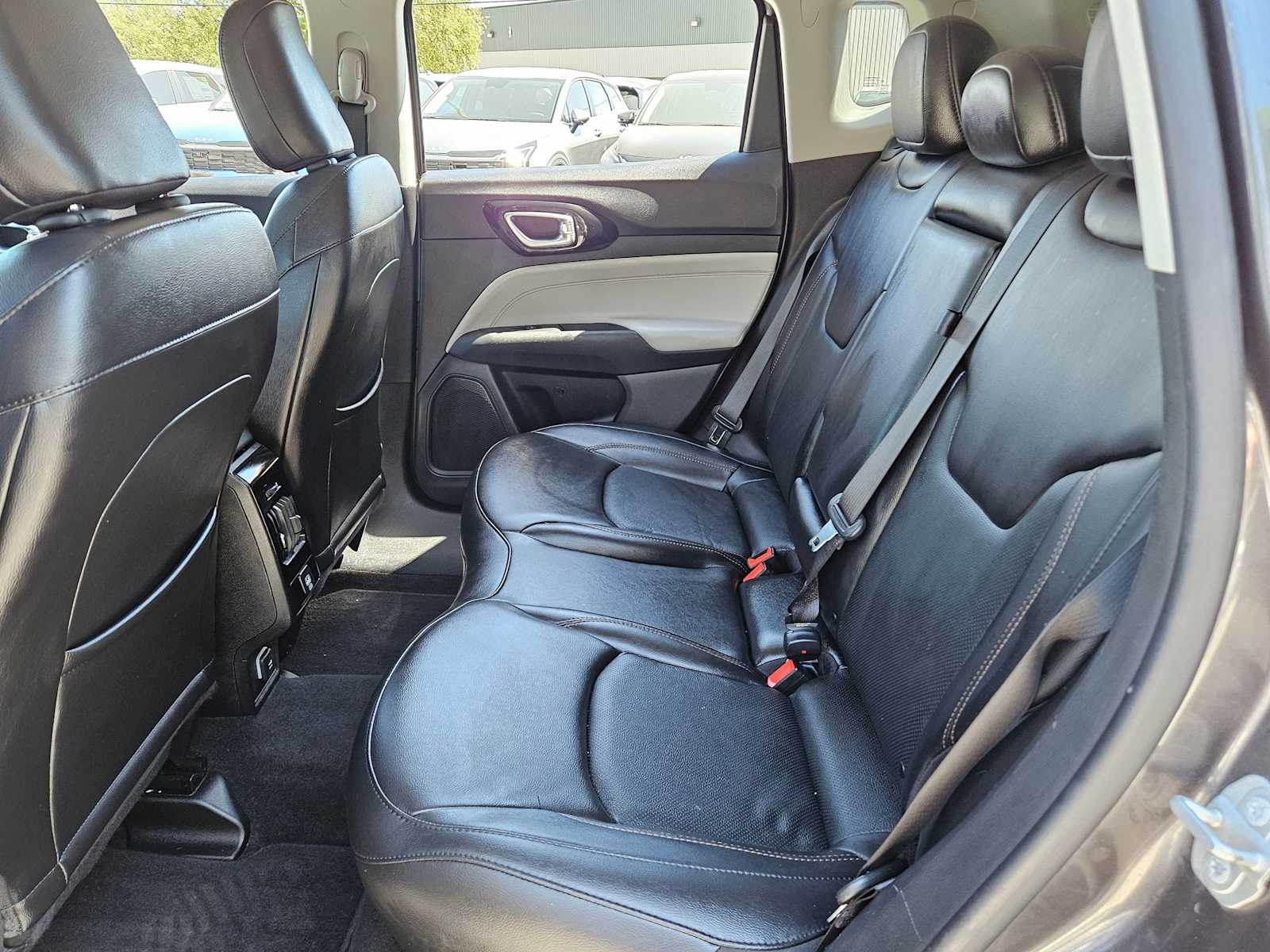 Thumbnail: 2022 Jeep Compass - 17