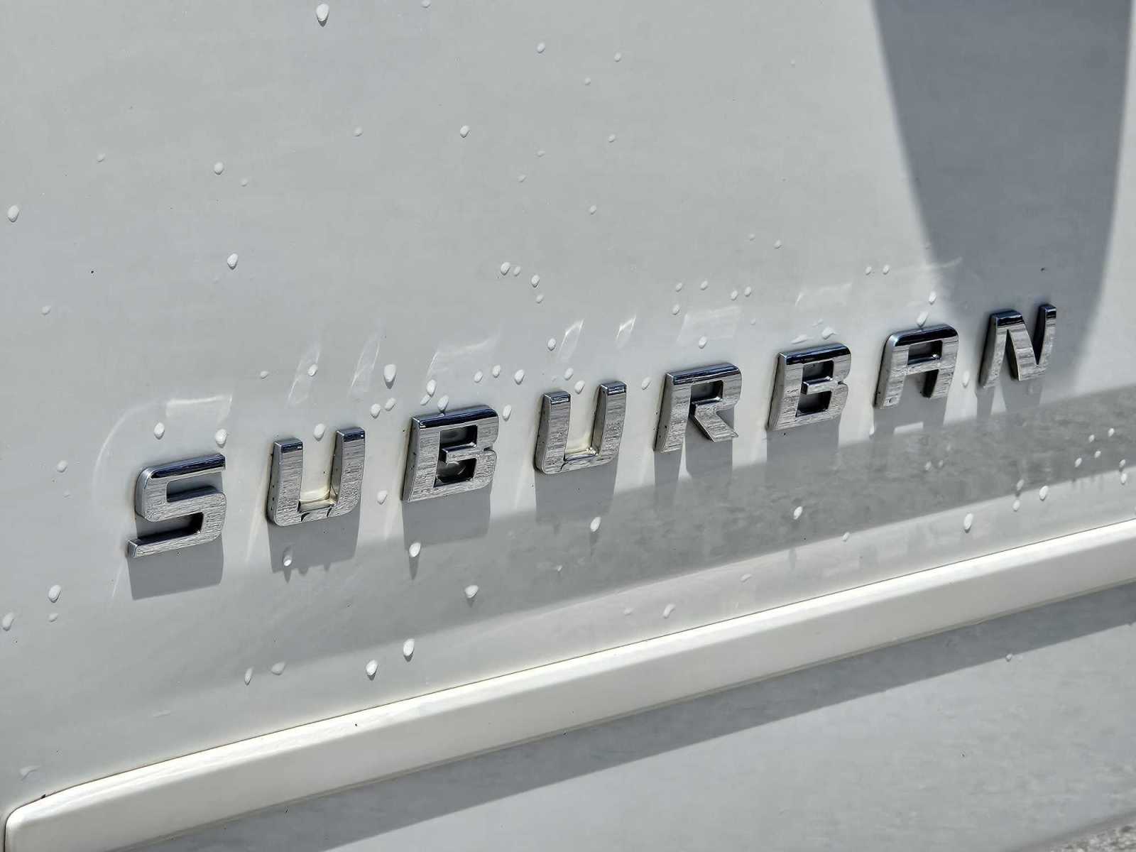 2015 Chevrolet Suburban 1500 LTZ 9