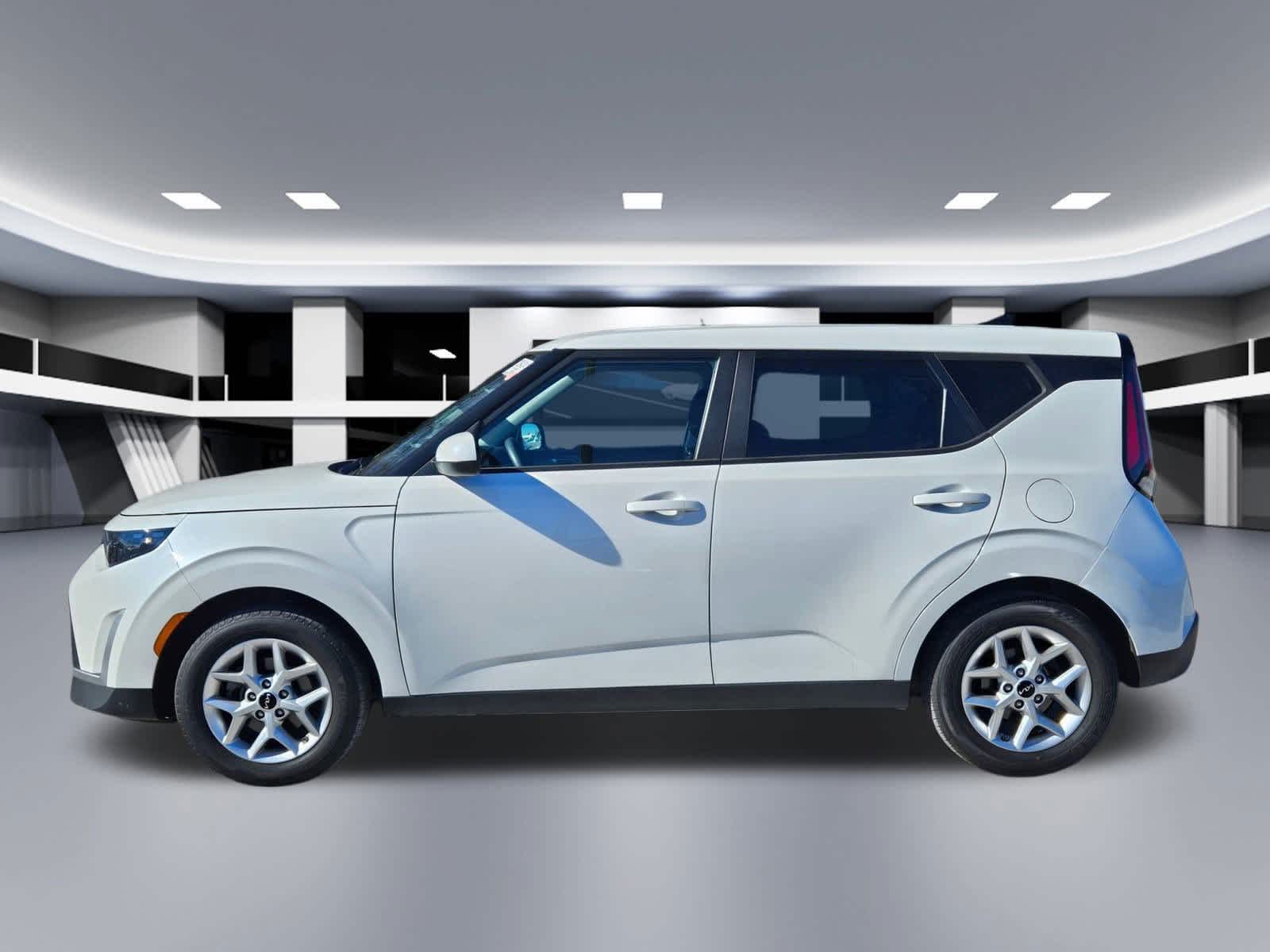 Thumbnail: 2024 Kia Soul - 3