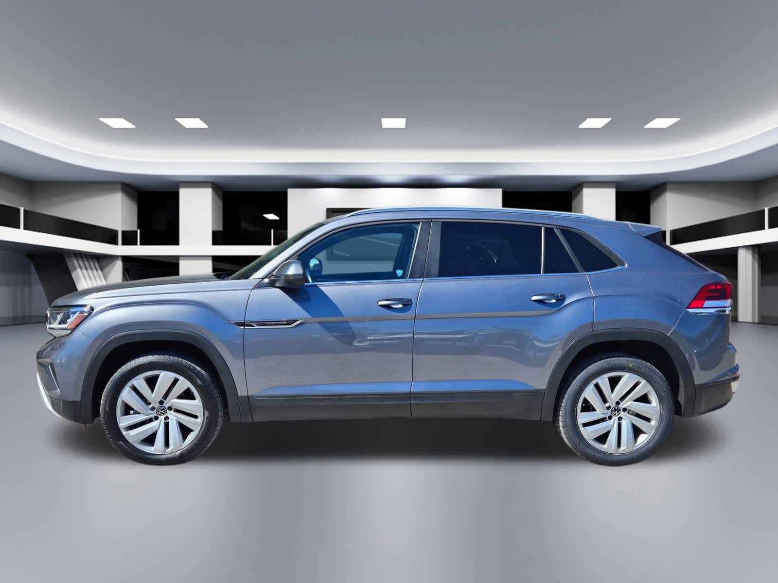Thumbnail: 2022 Volkswagen Atlas - 3