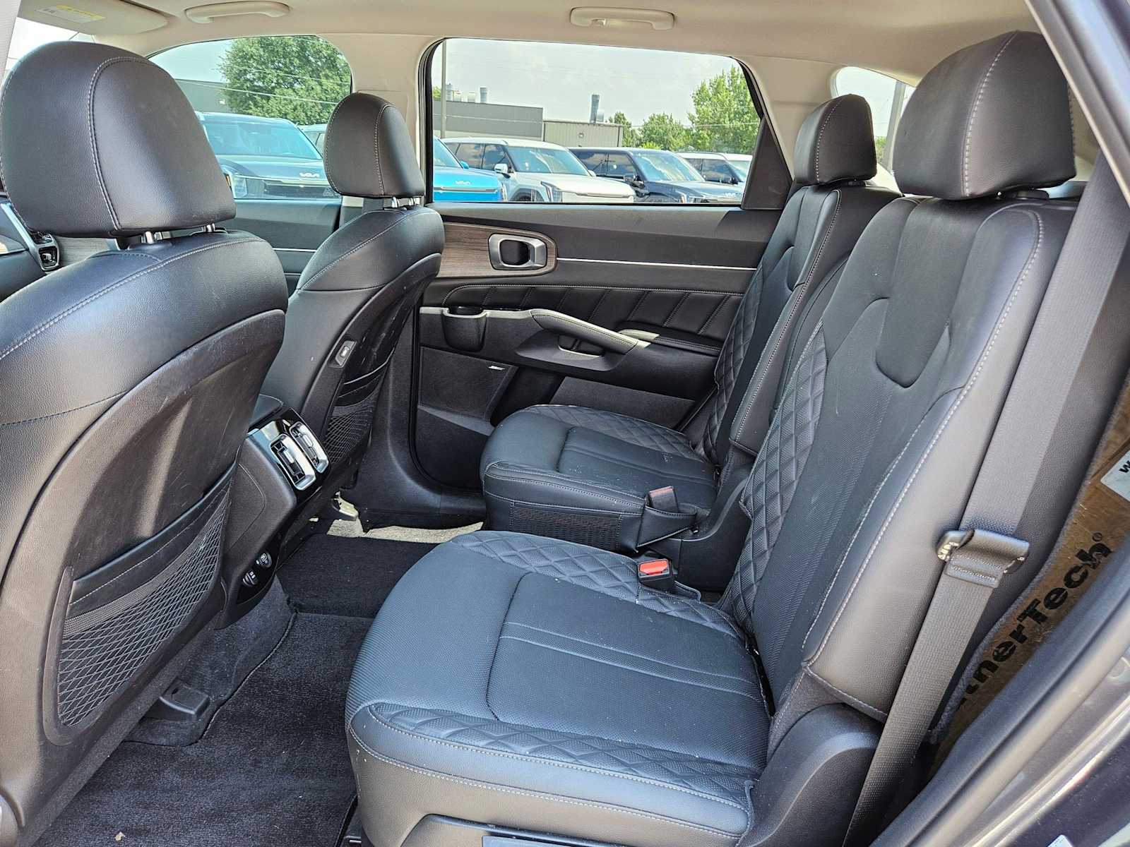 Thumbnail: 2022 Kia Sorento - 20