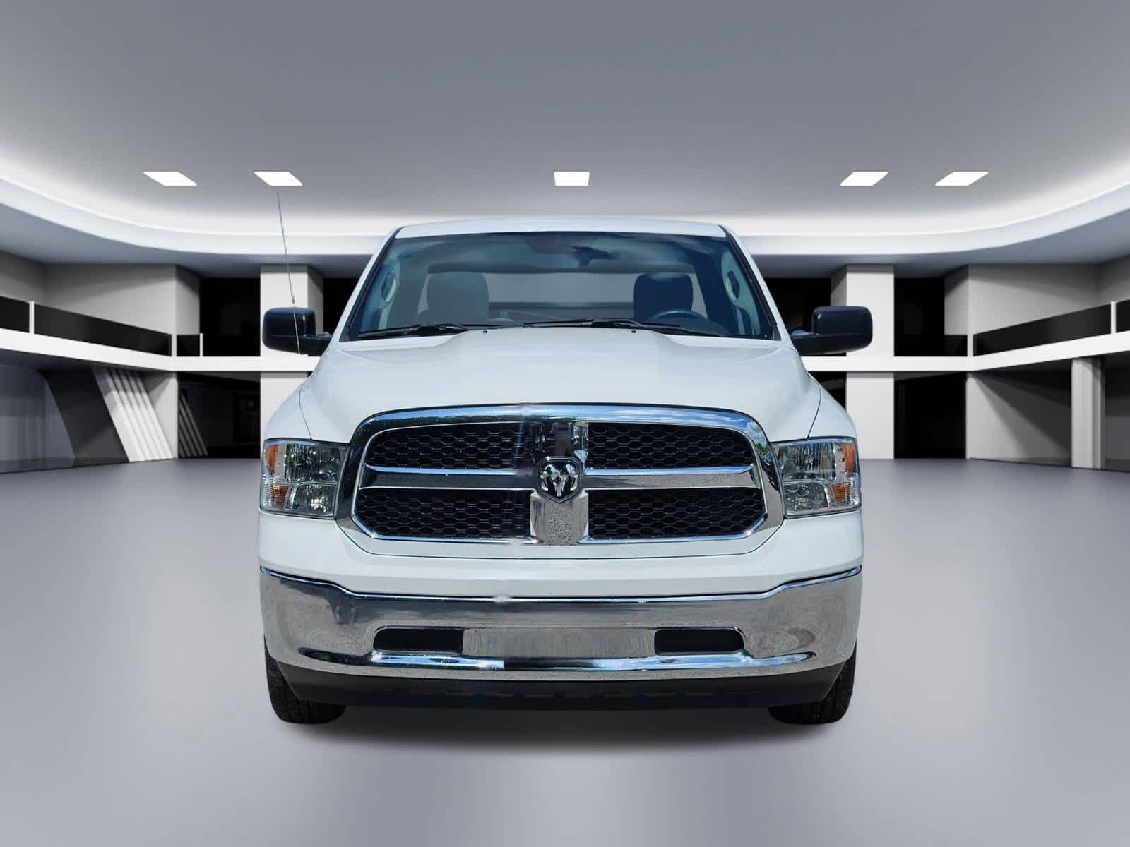 Thumbnail: 2024 RAM 1500 Classic - 9