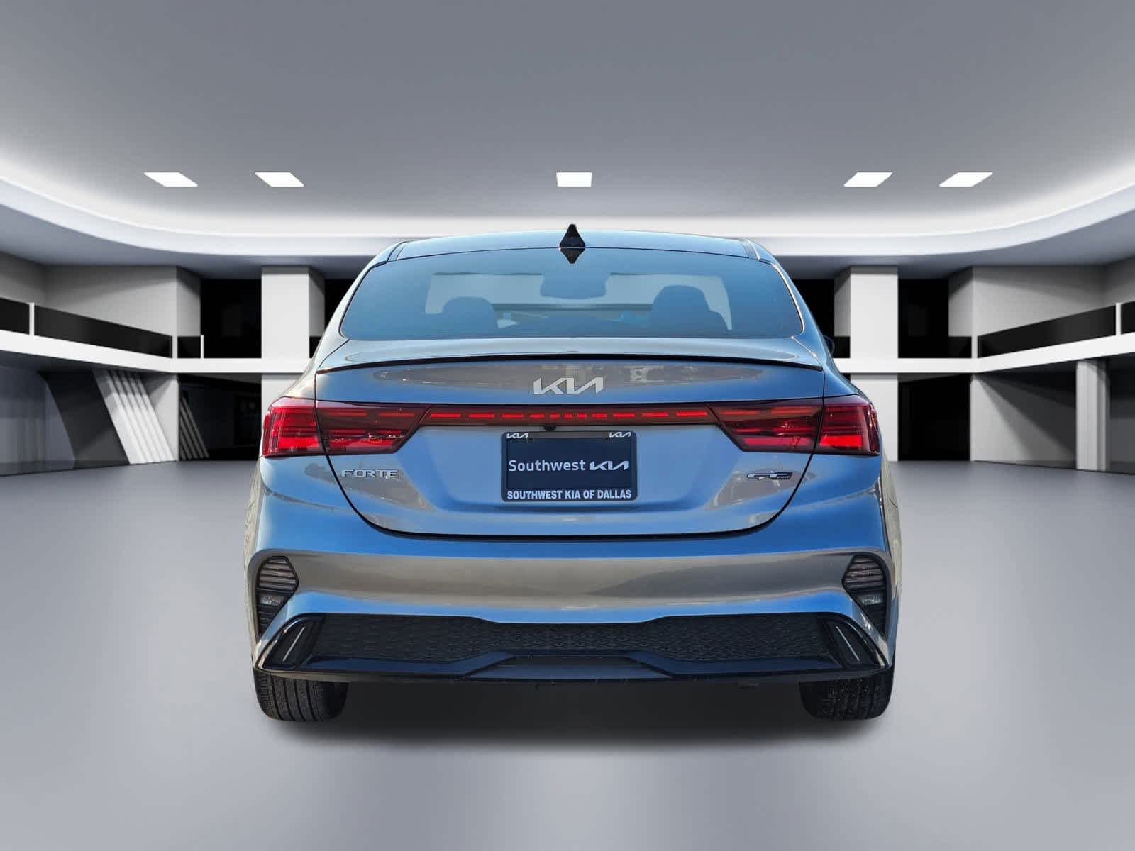 Thumbnail: 2024 Kia Forte - 5