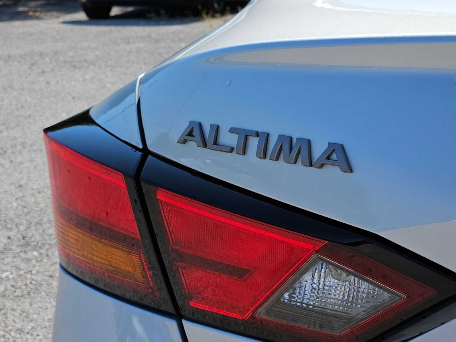 Thumbnail: 2024 Nissan Altima - 11
