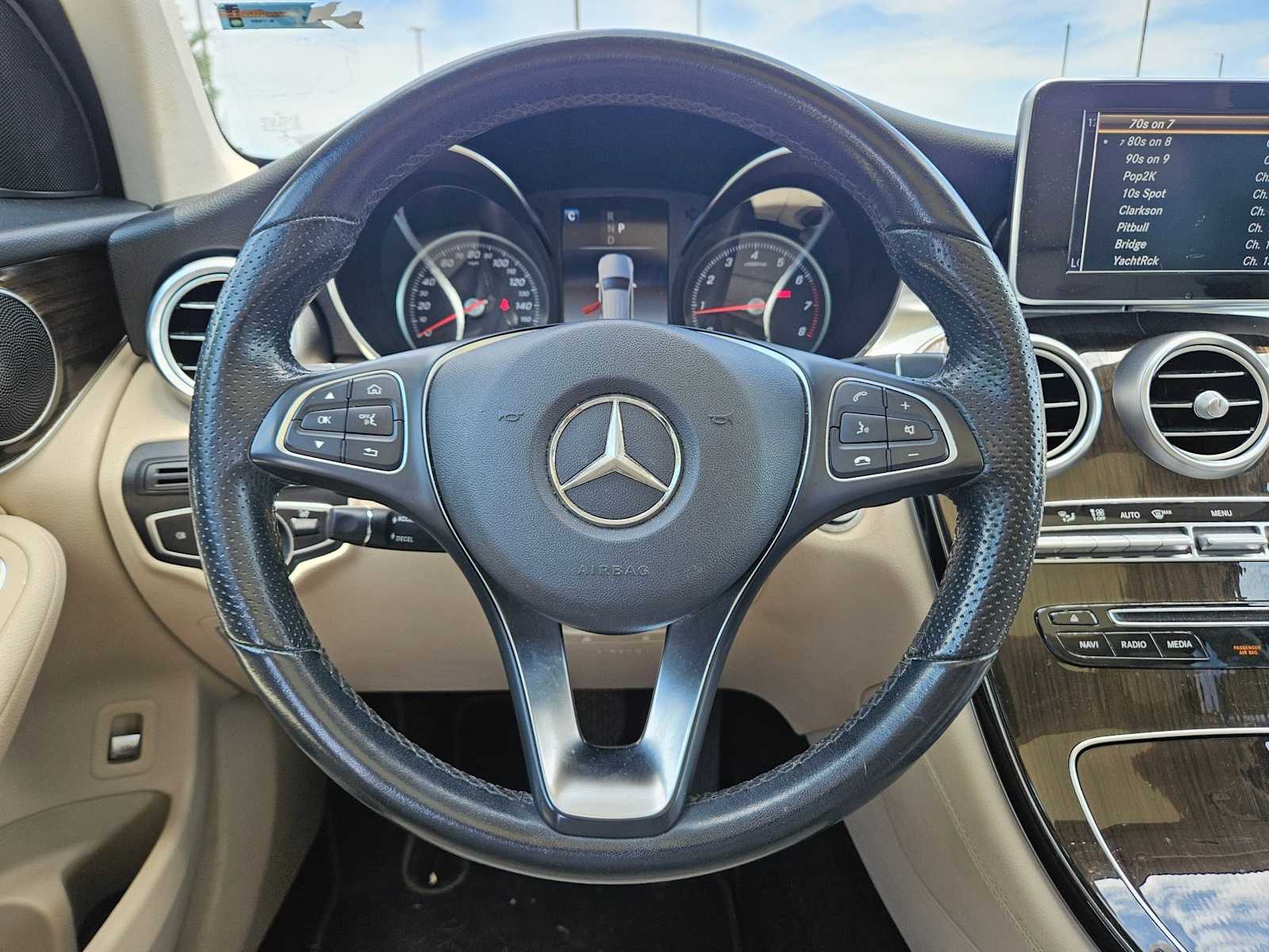 Thumbnail: 2019 Mercedes-Benz GLC - 23