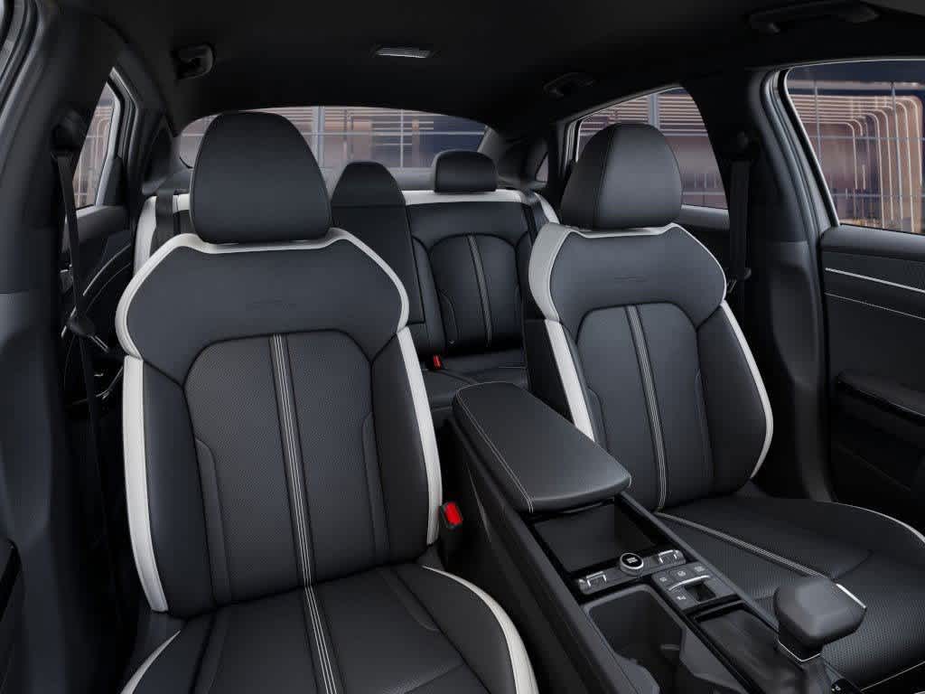 Thumbnail: 2025 Kia K5 - 15