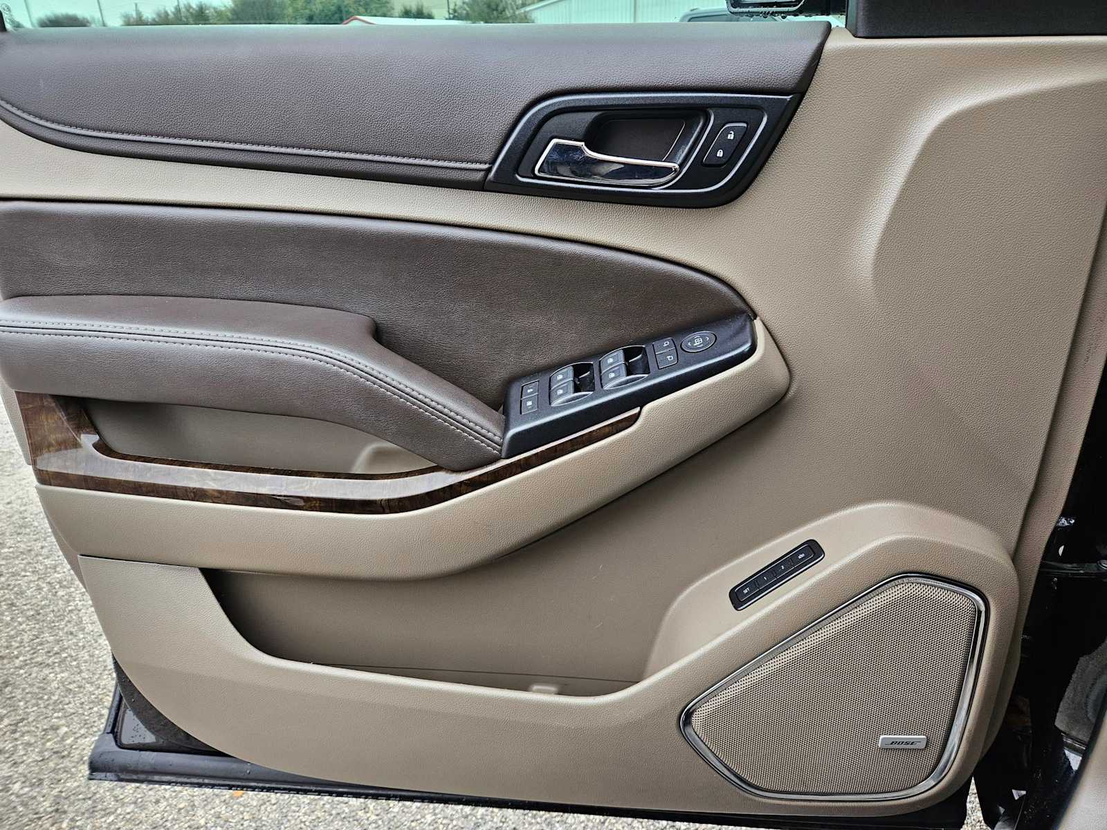 Thumbnail: 2020 Chevrolet Tahoe - 16