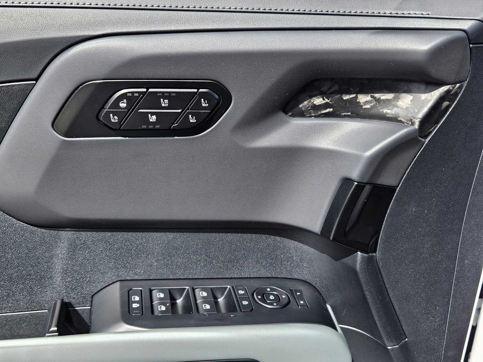 Thumbnail: 2027 Kia Telluride - 31