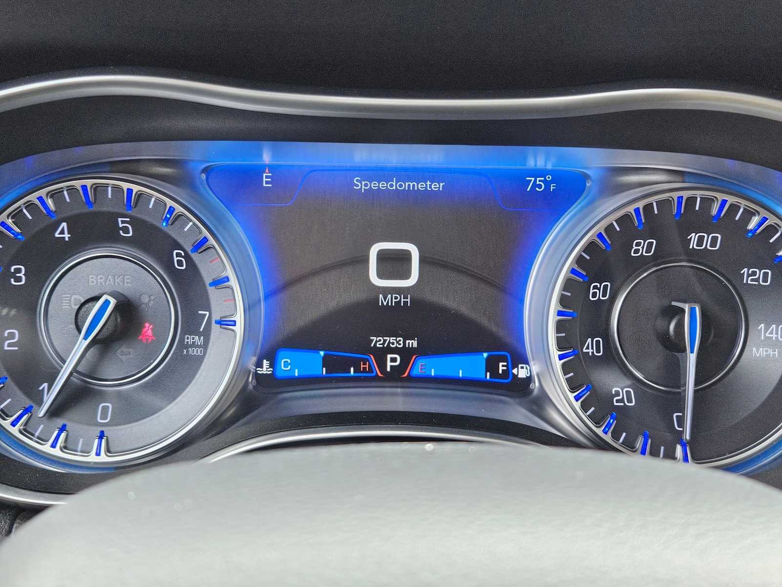 Thumbnail: 2023 Chrysler 300 - 24