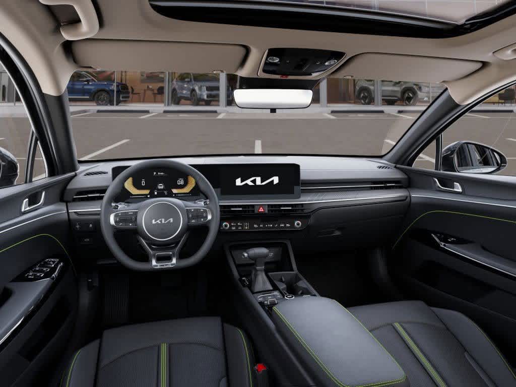 Thumbnail: 2025 Kia K5 - 14