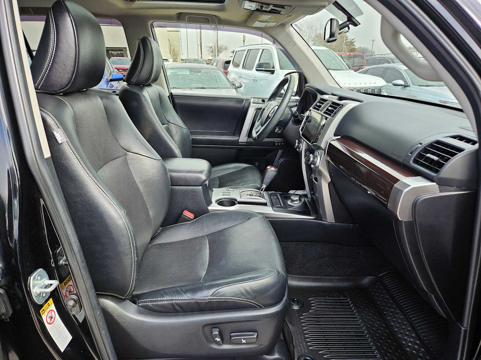 Thumbnail: 2018 Toyota 4Runner - 20