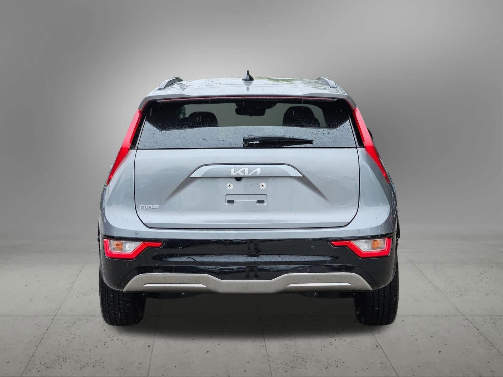 Thumbnail: 2023 Kia Niro - 5