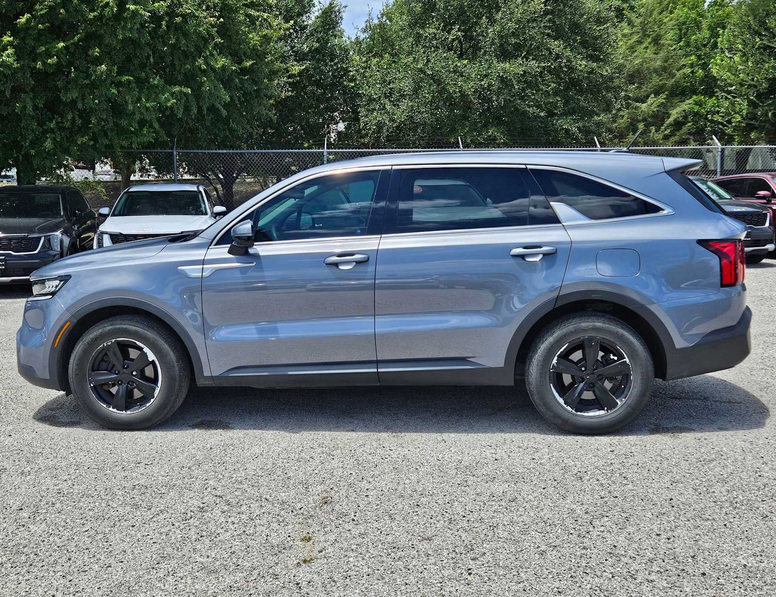 Thumbnail: 2022 Kia Sorento - 2