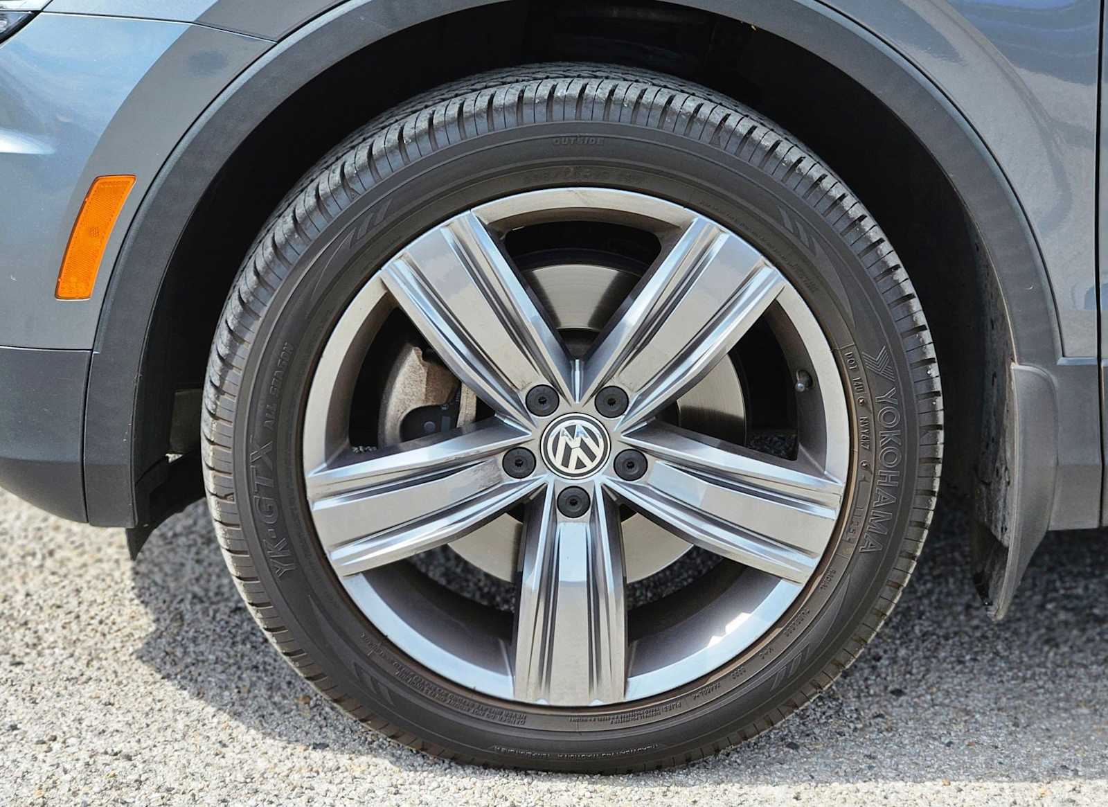 Thumbnail: 2018 Volkswagen Tiguan - 13