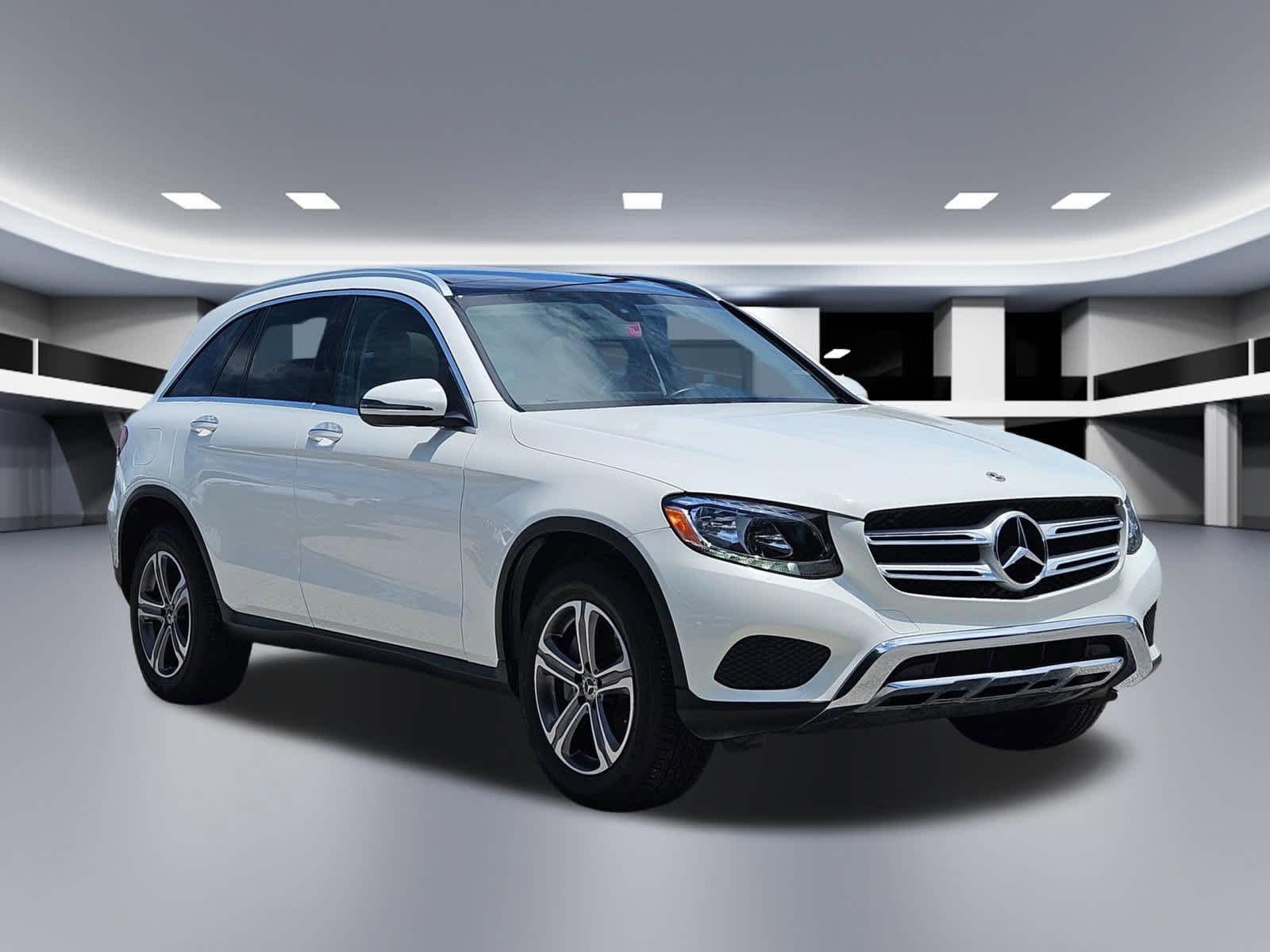 Thumbnail: 2019 Mercedes-Benz GLC - 8