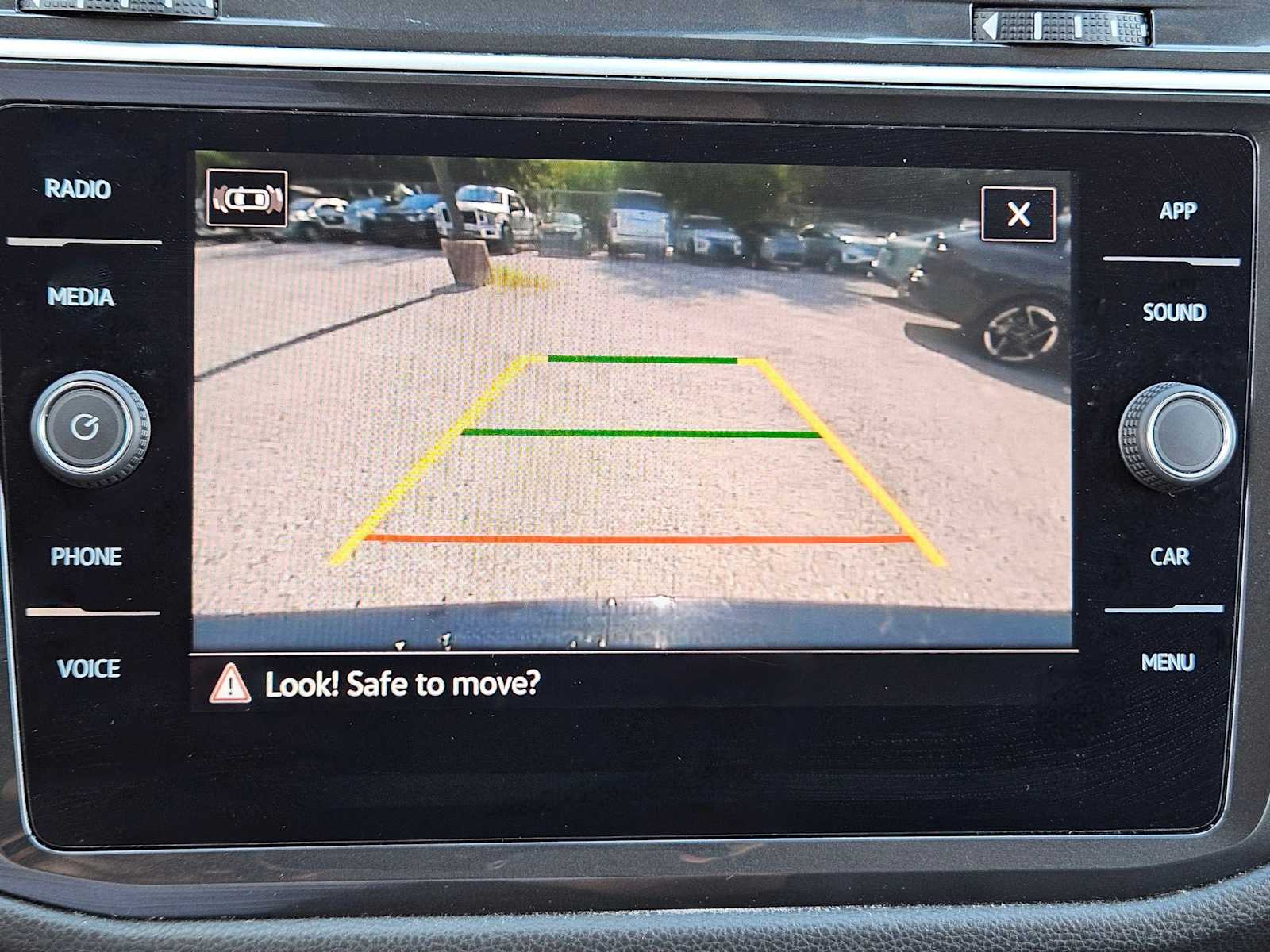 Thumbnail: 2024 Volkswagen Tiguan - 29