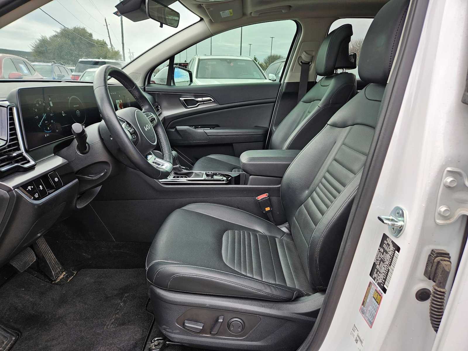 Thumbnail: 2024 Kia Sportage - 16