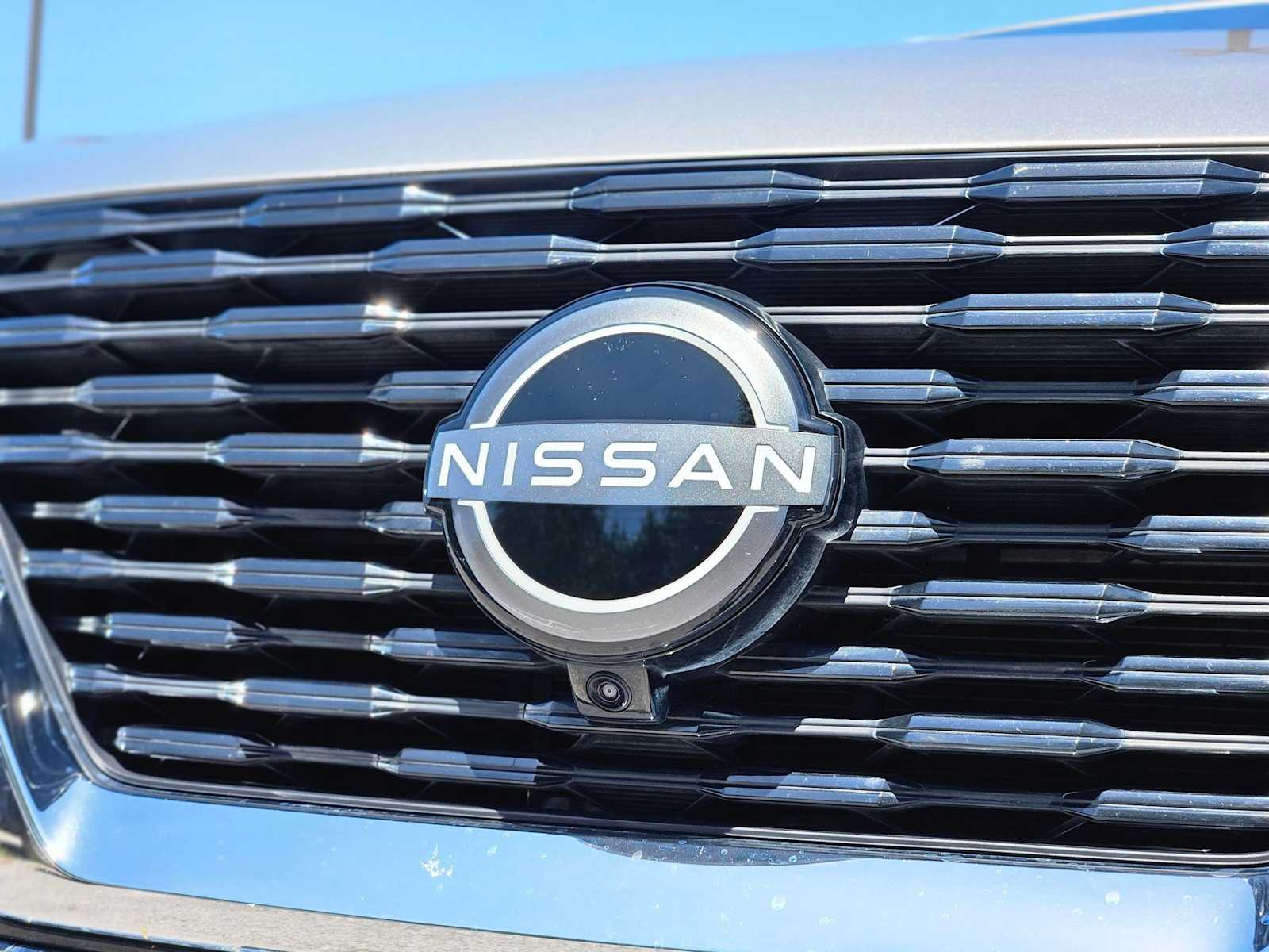 Thumbnail: 2023 Nissan Rogue - 11