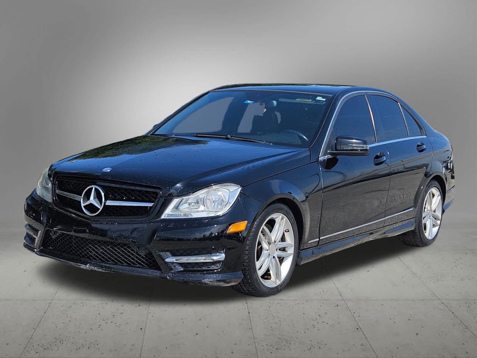 Thumbnail: 2013 Mercedes-Benz C-Class - 9