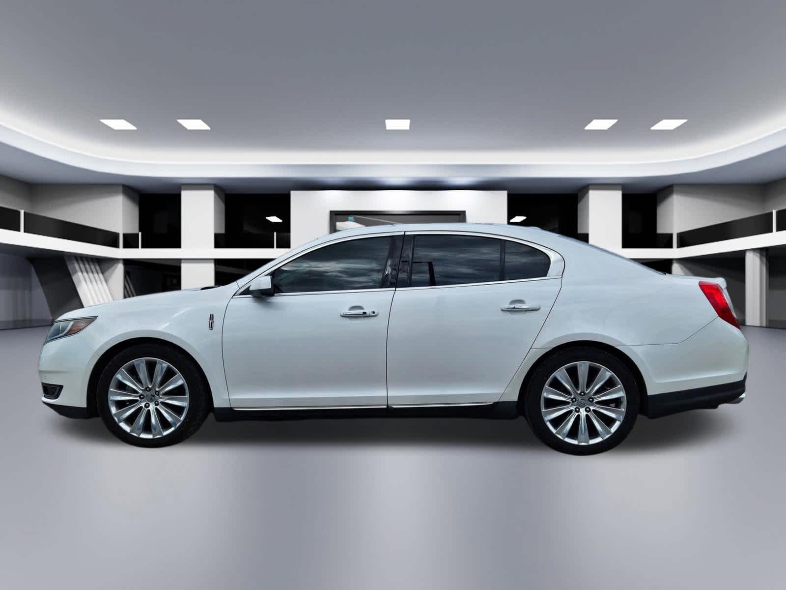 Thumbnail: 2015 Lincoln MKS - 2